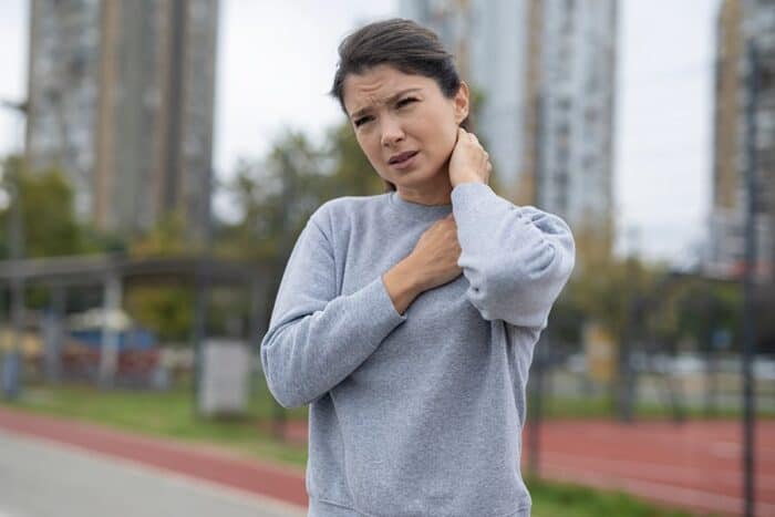 luxation epaule bouger bras specialiste chirurgien epaule dr thomas waitzenegger paris